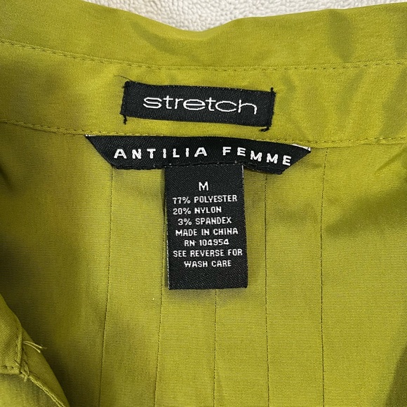 QUICK LIST! Fancy button down - Picture 4 of 6